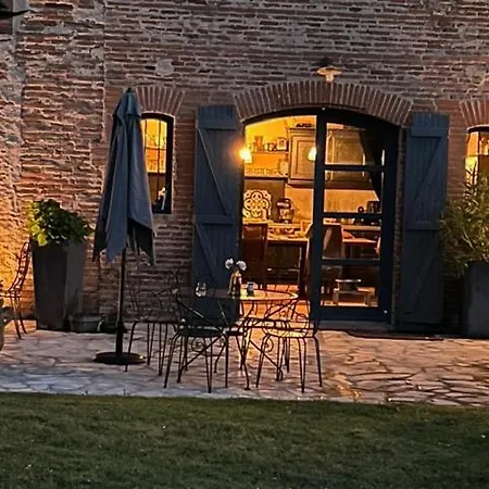 Pensión Le Clos De Mara Issus