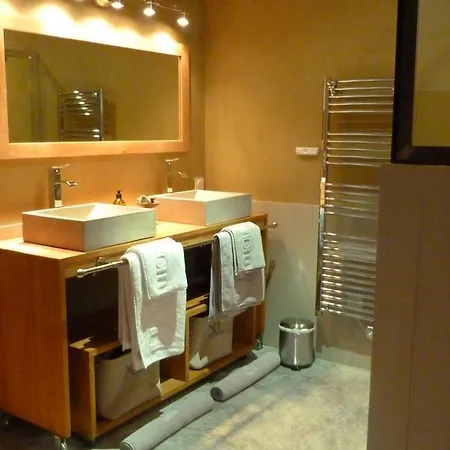 Le Clos De Mara 招待所 3*