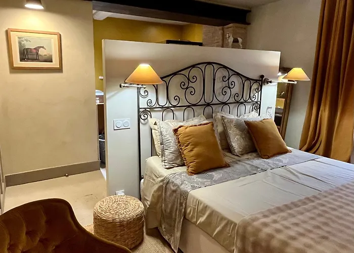 Le Clos De Mara Pensión